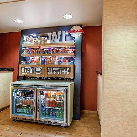 Hampton Inn Milwaukee Airport Bagian luar foto