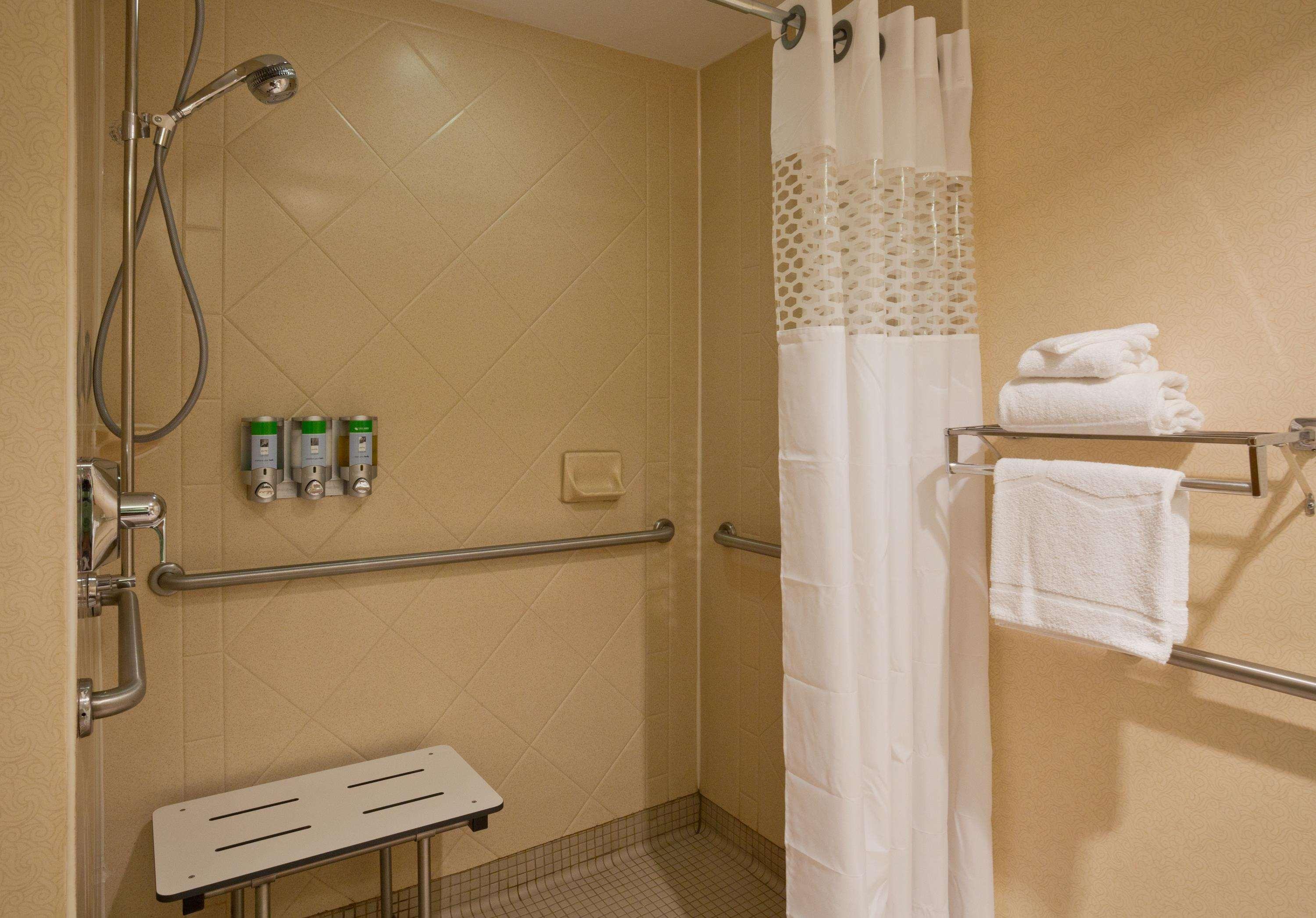 Hampton Inn Milwaukee Airport Bagian luar foto