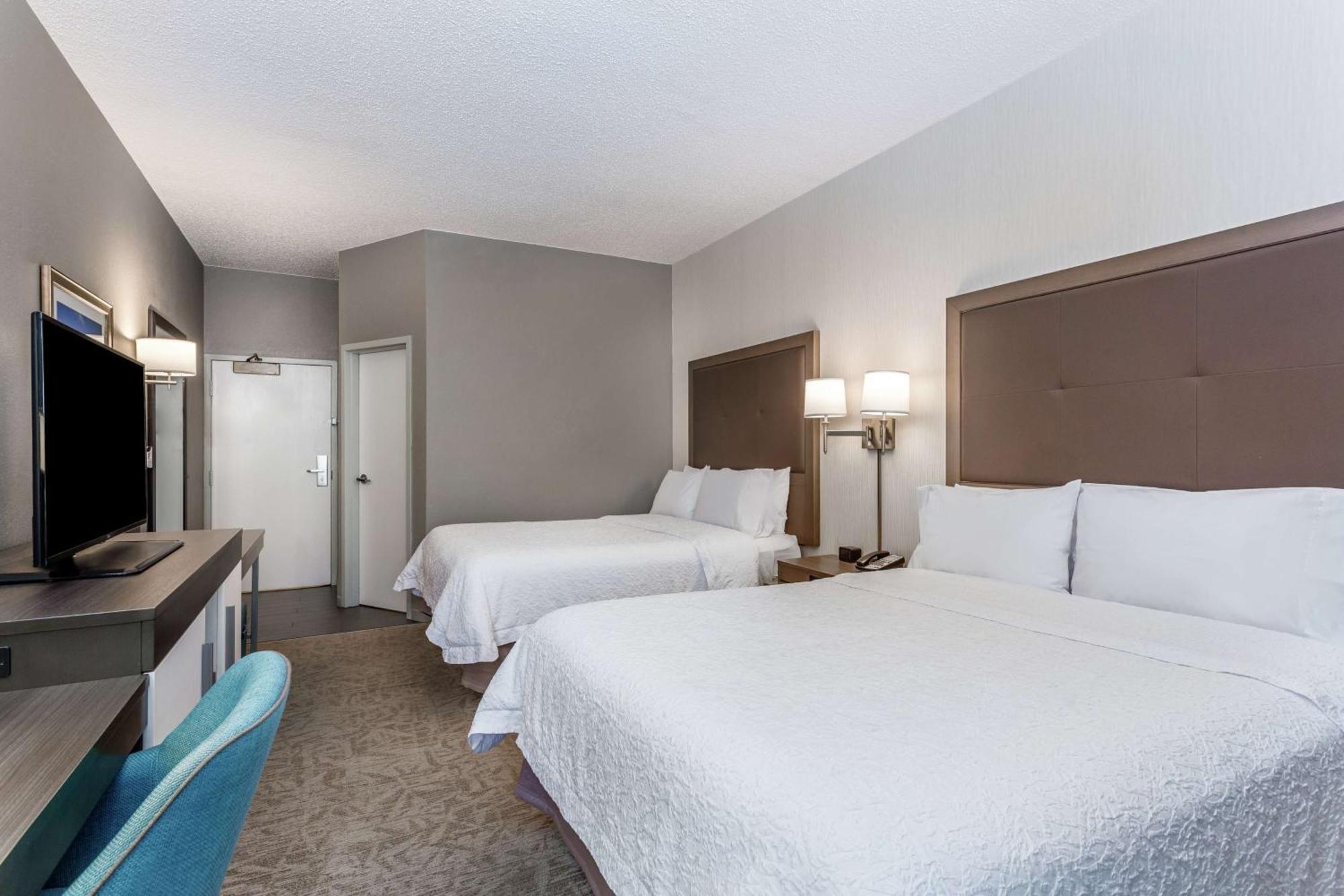 Hampton Inn Milwaukee Airport Bagian luar foto