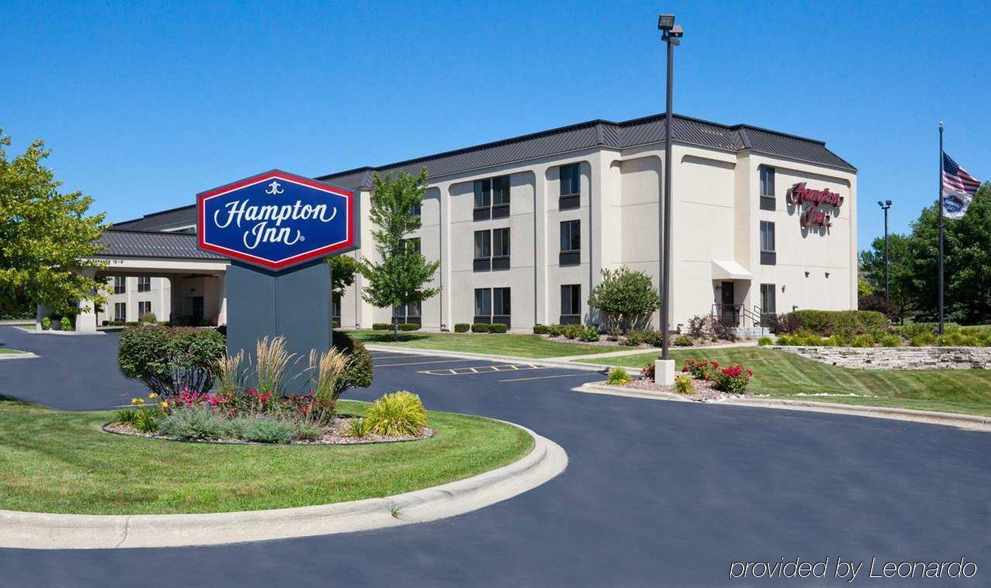 Hampton Inn Milwaukee Airport Bagian luar foto