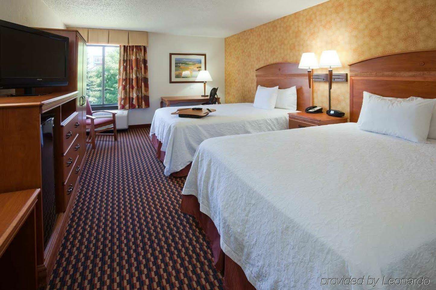 Hampton Inn Milwaukee Airport Bagian luar foto